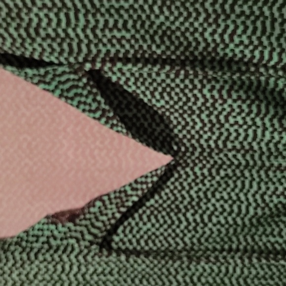 Liz Claiborne Green and Black Patterned Blouse - Picture 4 of 5